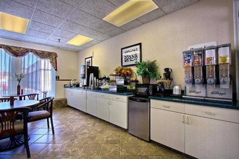 Days Inn & Suites By Wyndham Mt Pleasant Mount Pleasant Restaurant billede