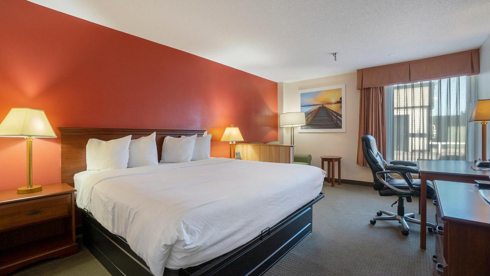 Days Inn & Suites By Wyndham Mt Pleasant Mount Pleasant Eksteriør billede