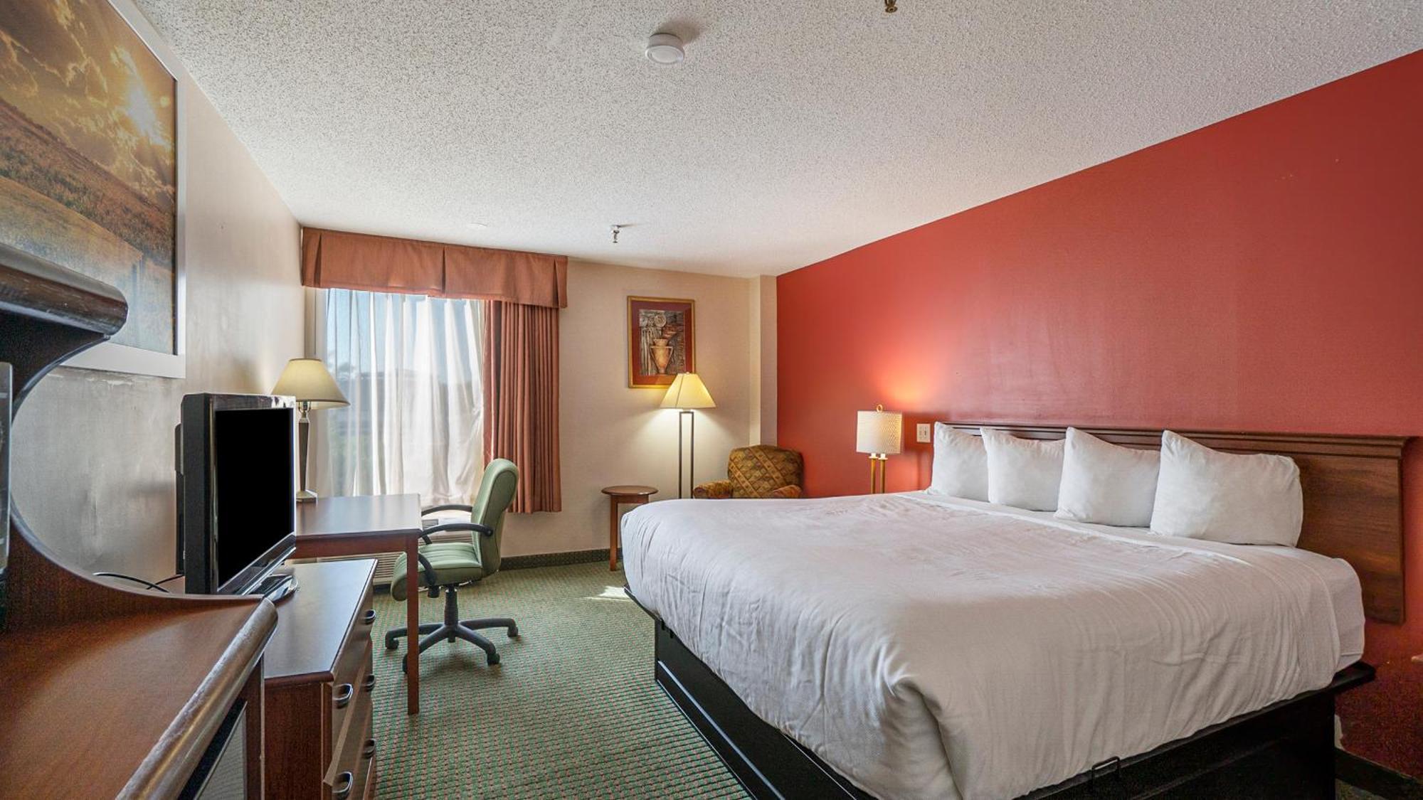 Days Inn & Suites By Wyndham Mt Pleasant Mount Pleasant Eksteriør billede