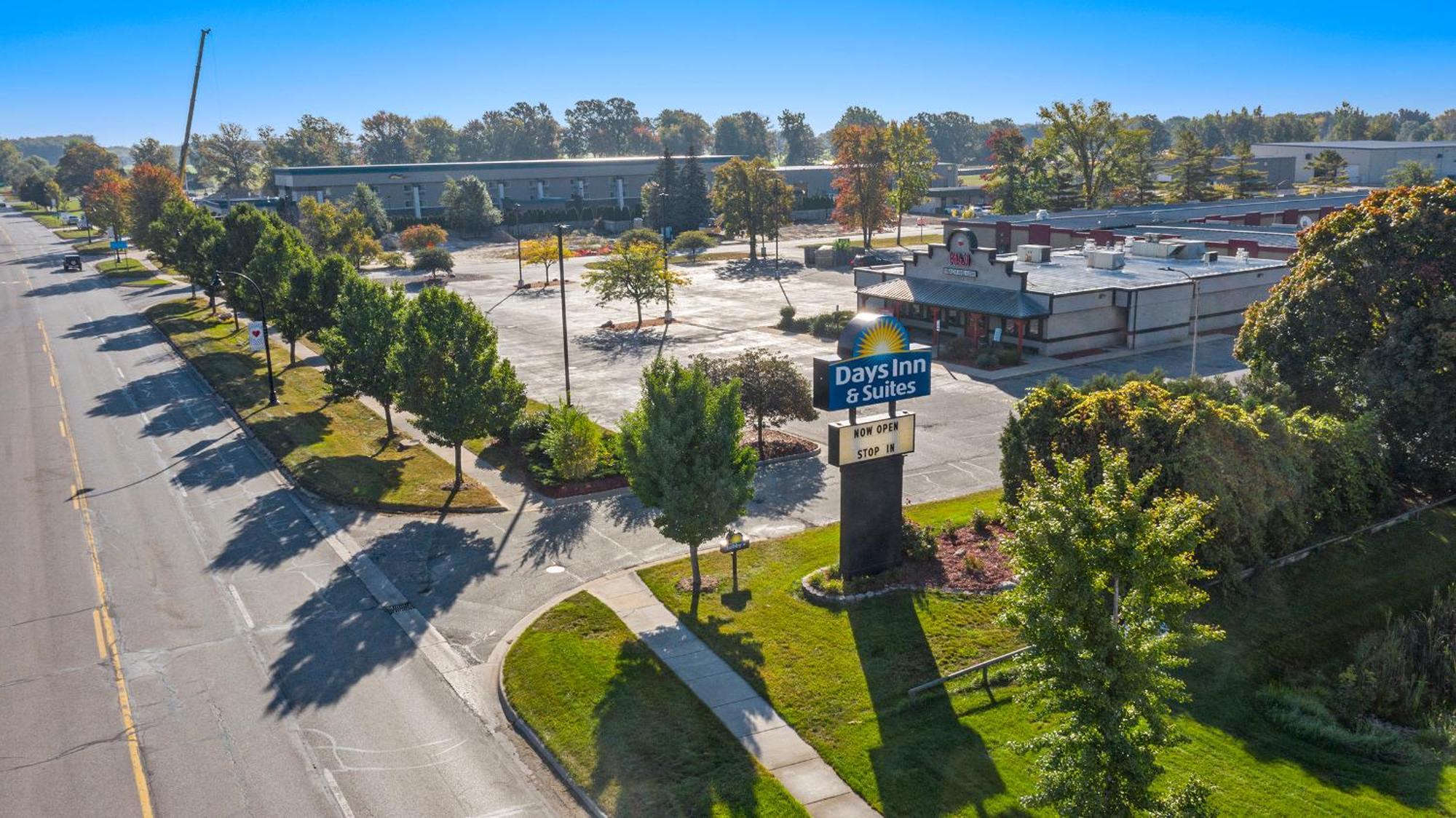 Days Inn & Suites By Wyndham Mt Pleasant Mount Pleasant Eksteriør billede